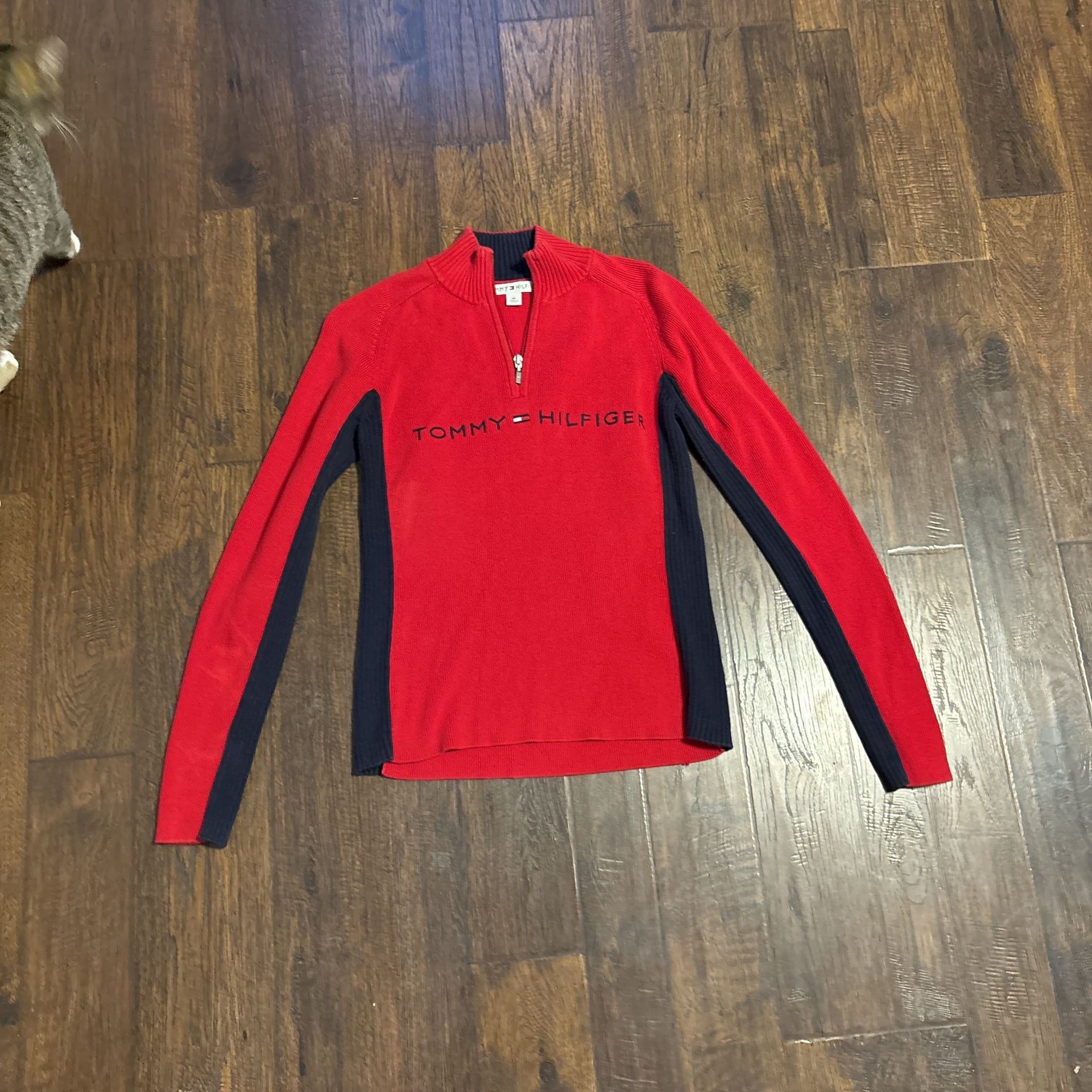Tommy Hilfiger Men's Red Fleece Long Sleeve 1/4 Zip Pullover Jacket